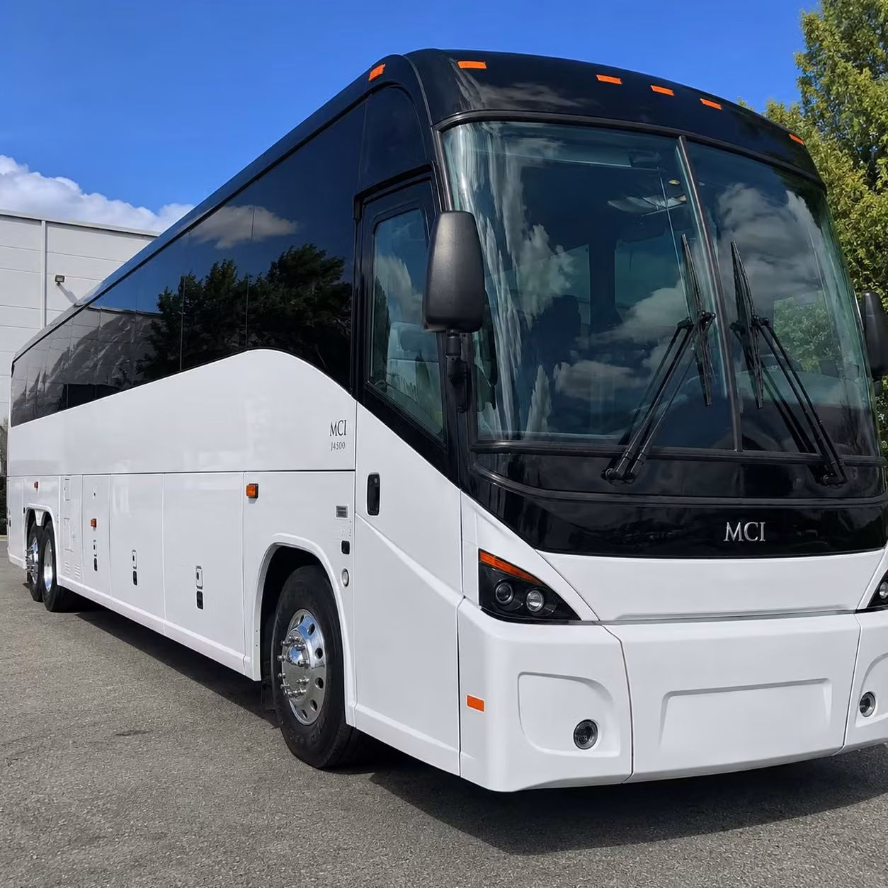 riverside commuter shuttle services along the 91 and 60 corridors